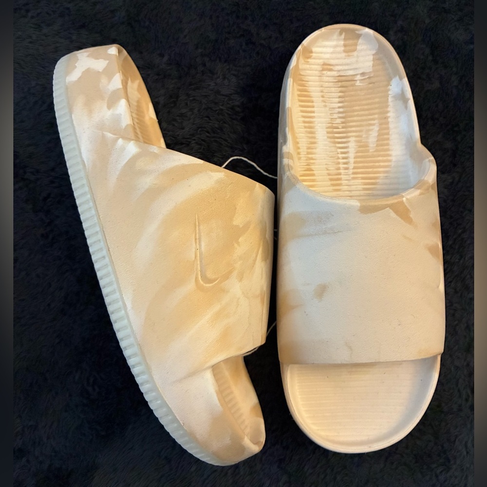 Women’s Nike Calm Slide Size 10